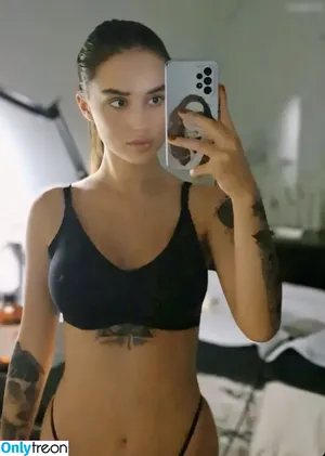  nude photo #0007