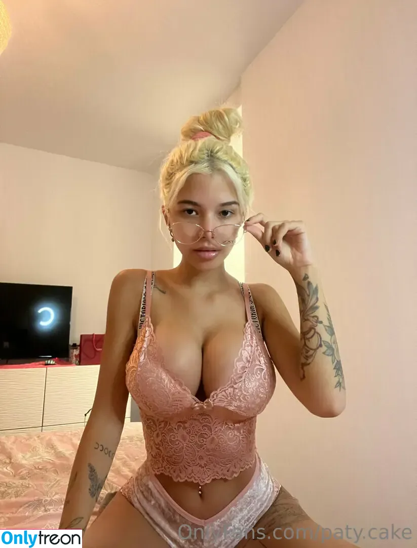 paty.cake nude photo #0041 (bakingwithpaty)