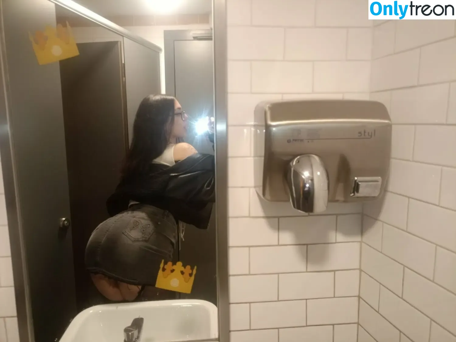 pau_brat nude photo #0007 (paubrat_)