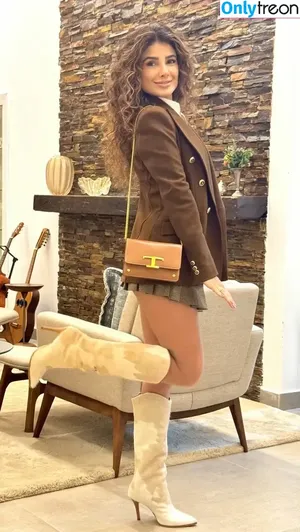 Paula Fernandes / Cantora / paulafernandes nude photo #0201