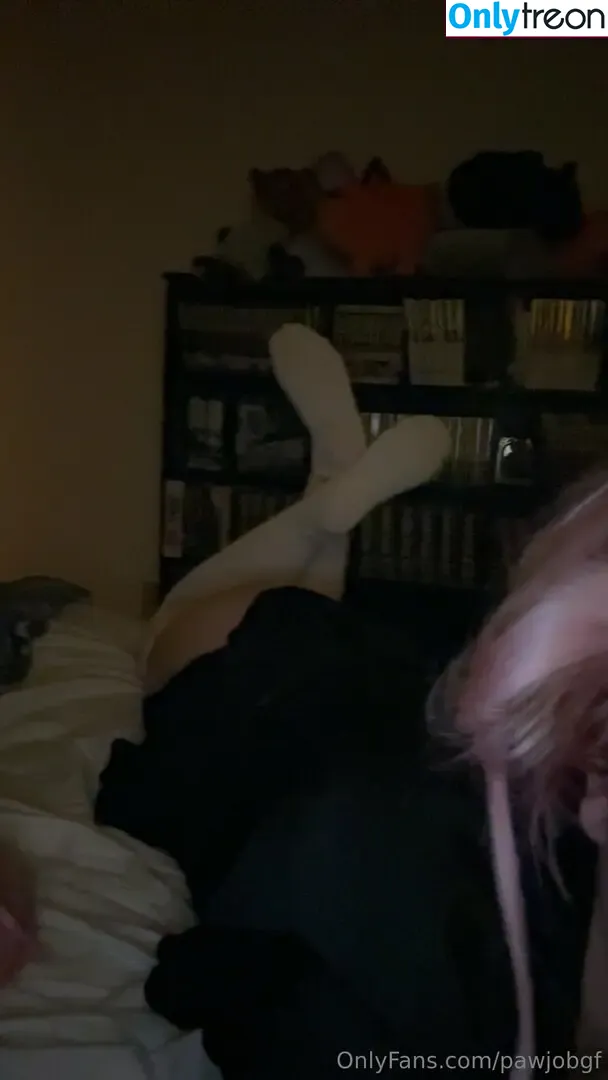 pawjobgf nude photo #0016 (pawjobgf)