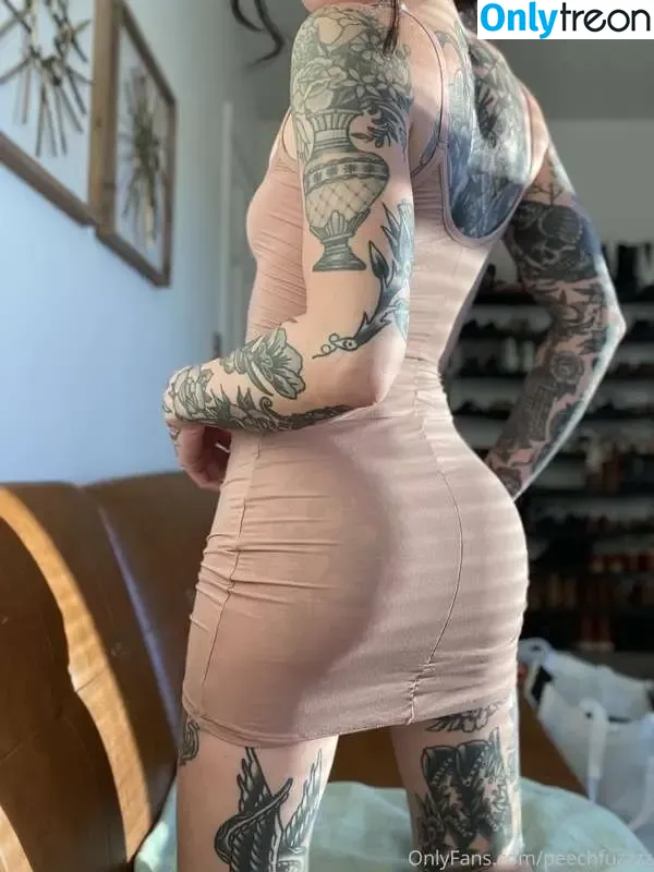 Peach Fuzz nude photo #0017 (Peechfuzzzz)