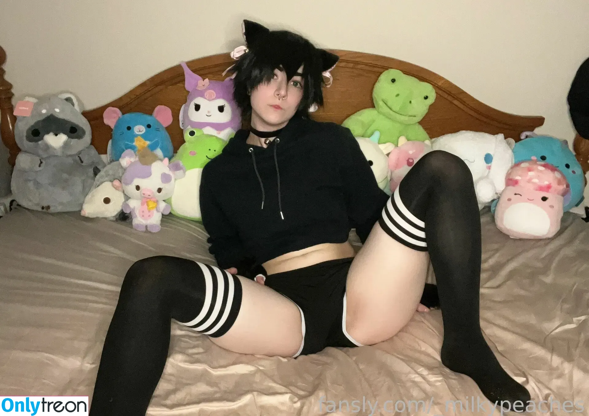 _PeachPawz nude photo #0078 (_milkypeaches)