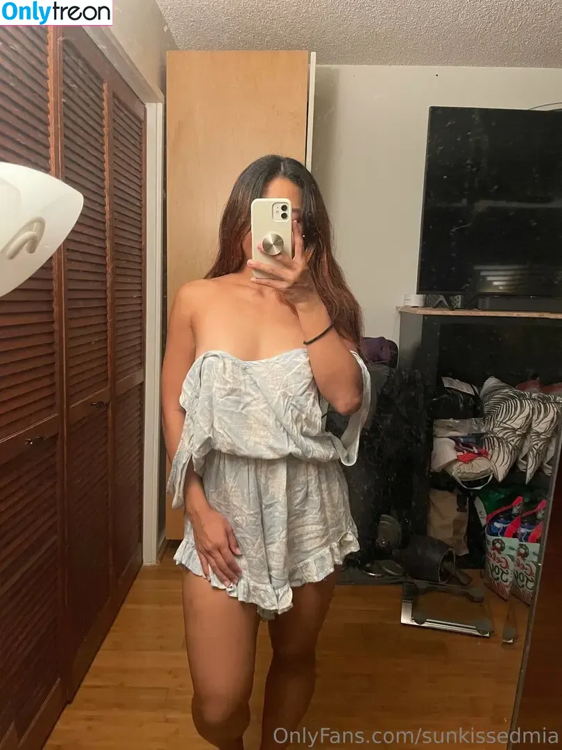 peachypenny nude photo #0010 (peachandpenny)