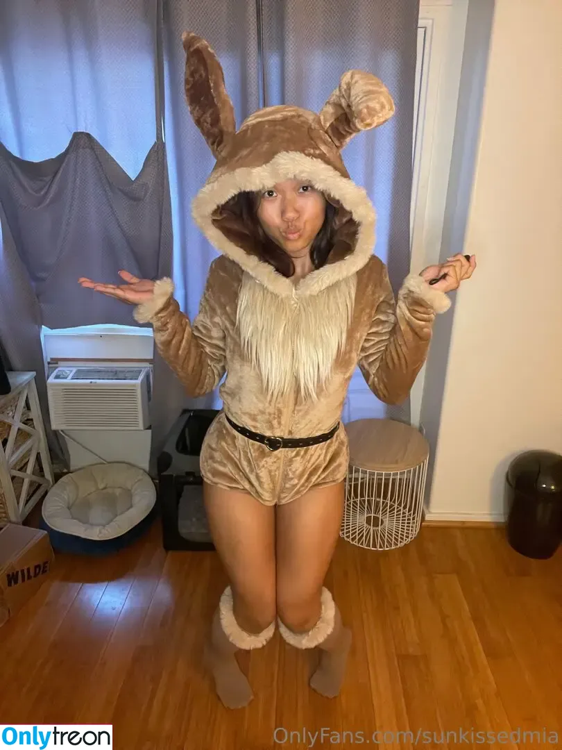 peachypenny nude photo #0042 (peachandpenny)