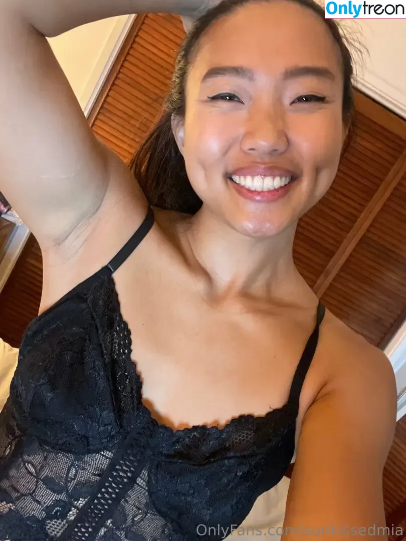 peachypenny nude photo #0043 (peachandpenny)