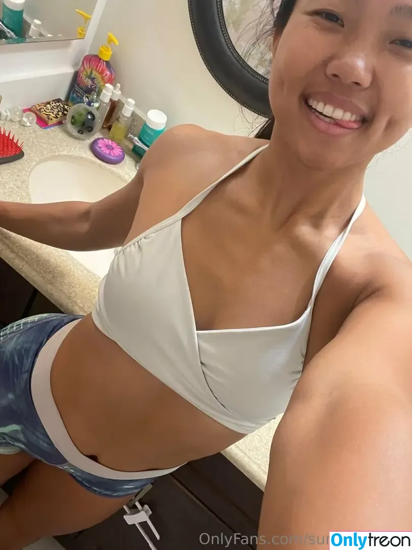 peachypenny nude photo #0065 (peachandpenny)