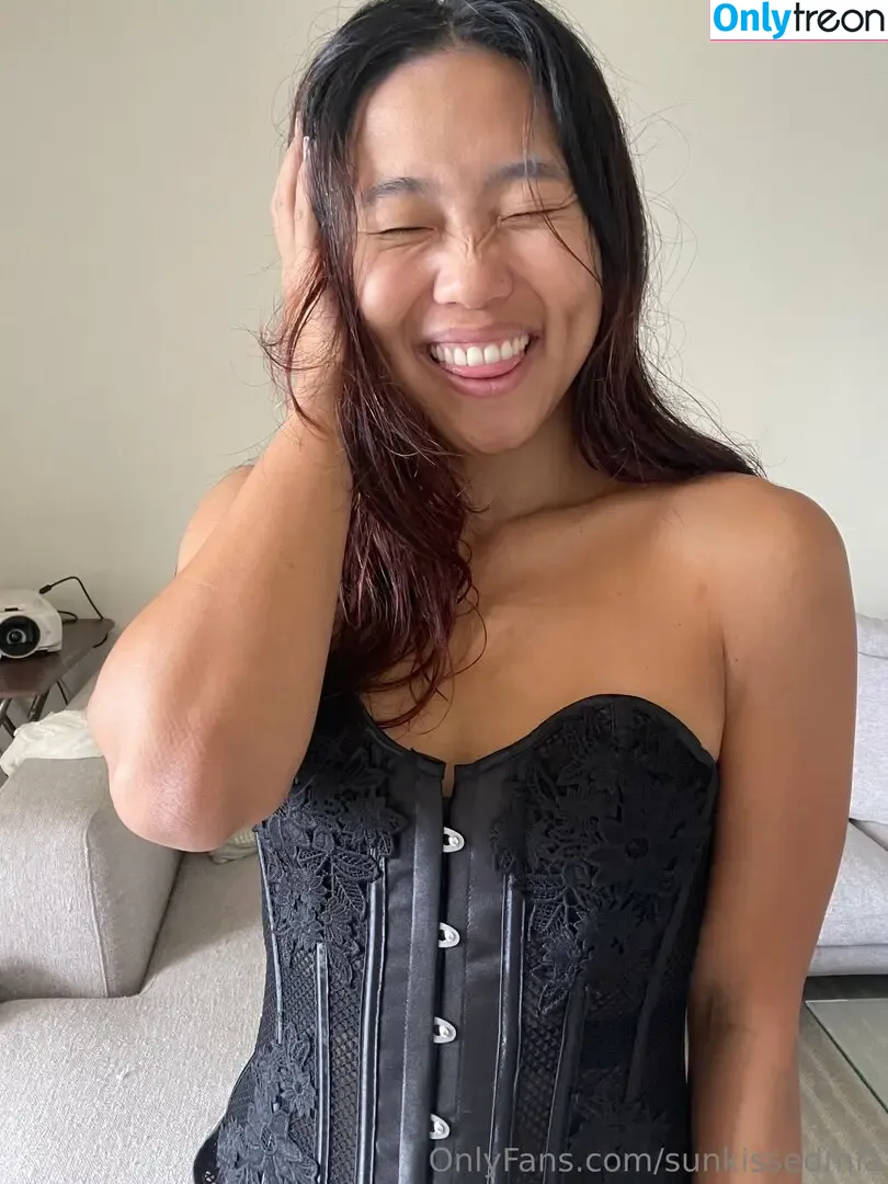 peachypenny nude photo #0066 (peachandpenny)