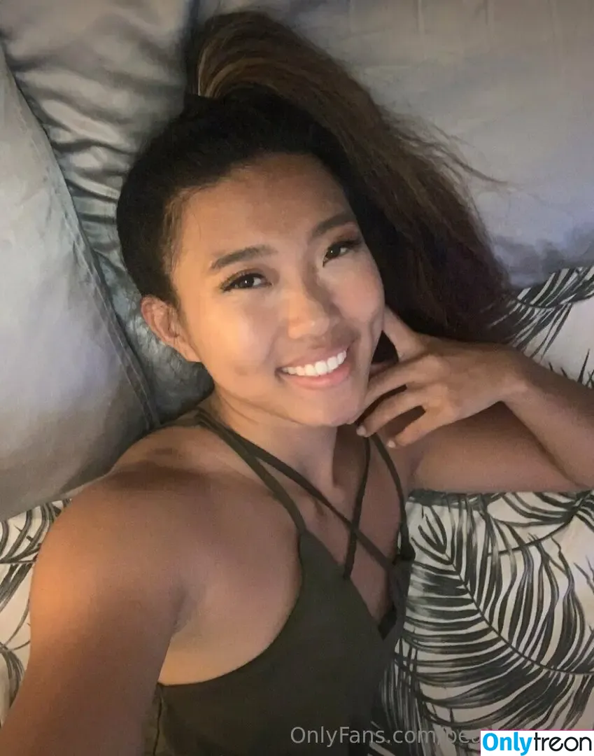 peachypenny nude photo #0157 (peachandpenny)
