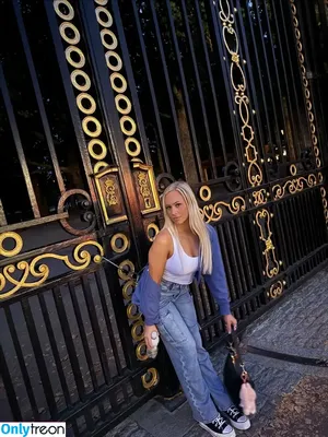 Penelope Ford / the_penelopeford nude photo #0220