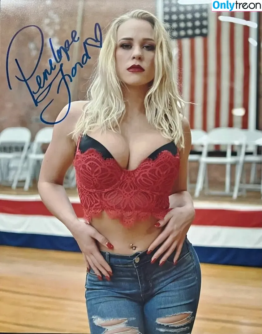 Penelope Ford nude photo #0187 (the_penelopeford)