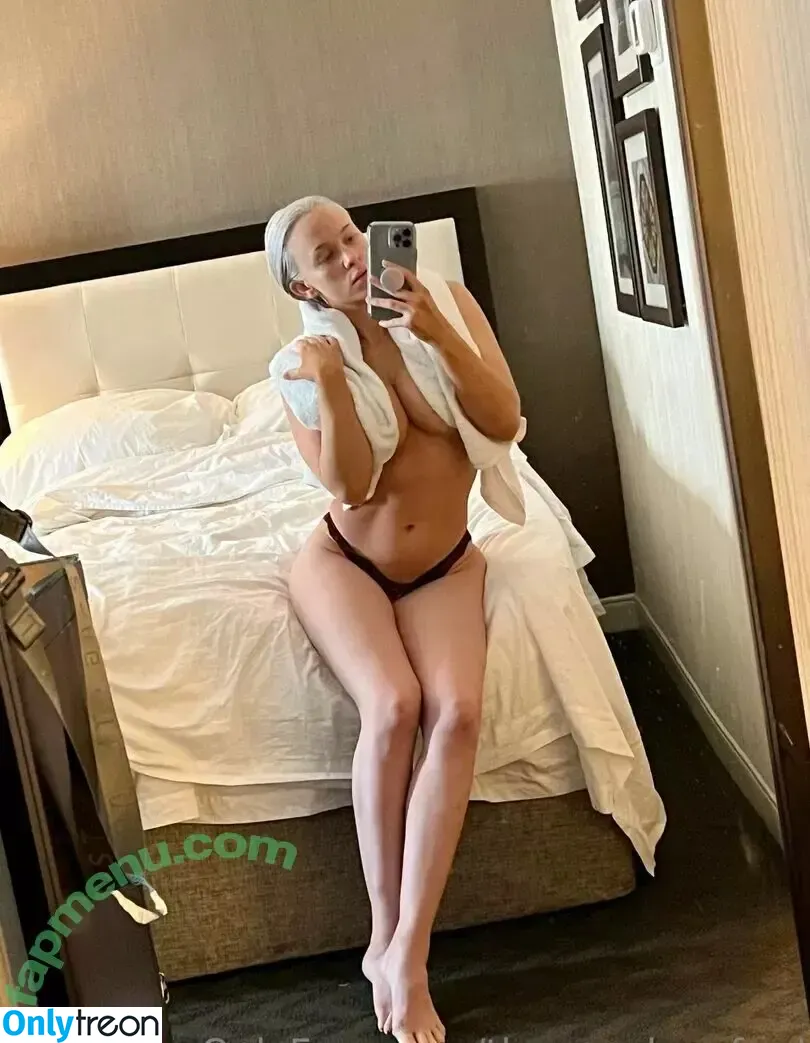 Penelope Ford nude photo #0199 (the_penelopeford)
