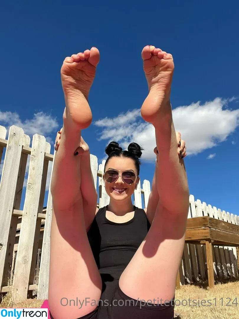 PenelopeTootsies nude photo #0036 (penelopestootsies739 / penelopetootsie)