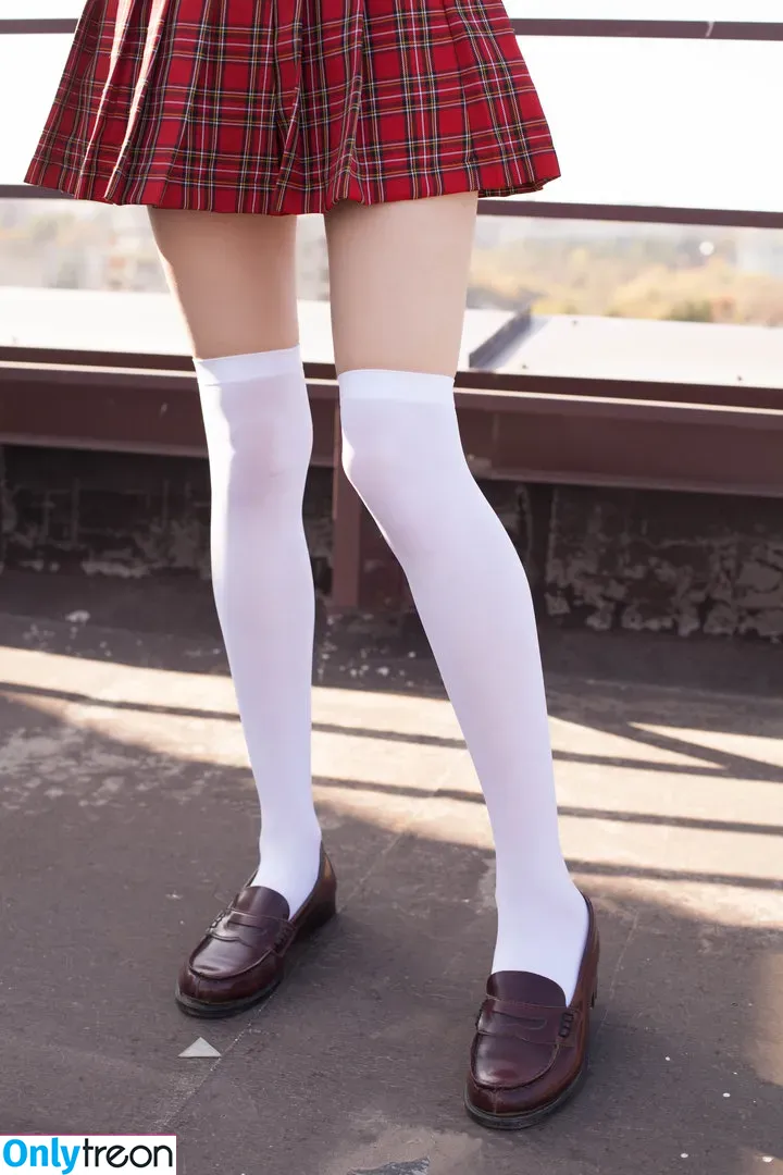 Penkarui nude photo #0031 (sukoshicosplay)