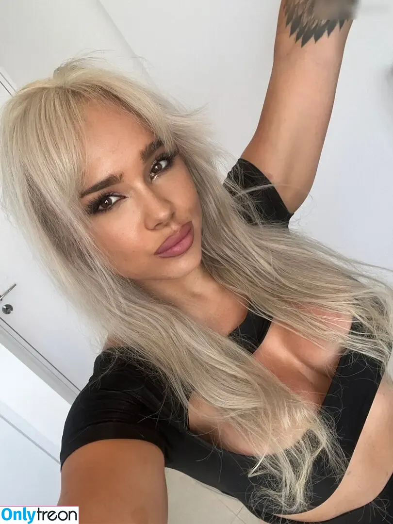PennyPrincess nude photo #0033 (PennyPrincess)