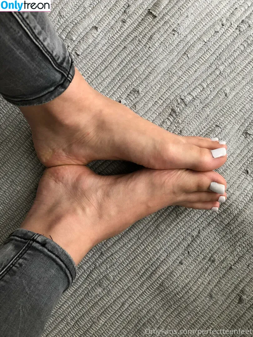 perfectteenfeet nude photo #0003 (perfectteenfeet)