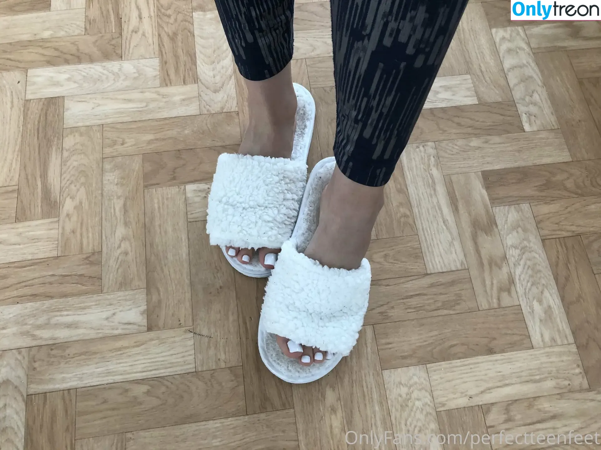 perfectteenfeet nude photo #0011 (perfectteenfeet)