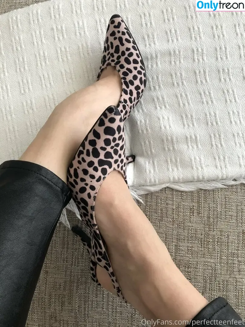 perfectteenfeet nude photo #0029 (perfectteenfeet)