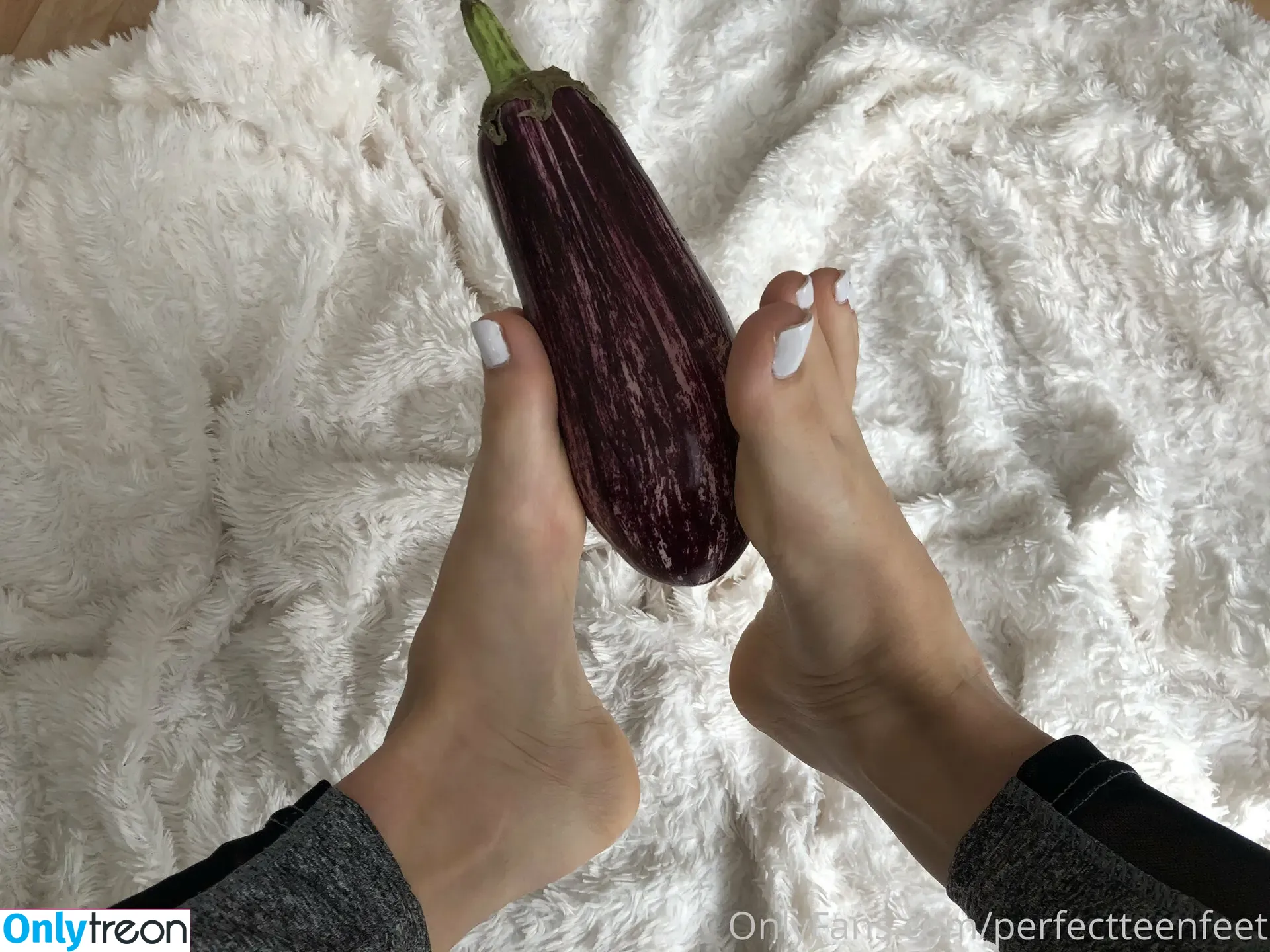 perfectteenfeet nude photo #0037 (perfectteenfeet)