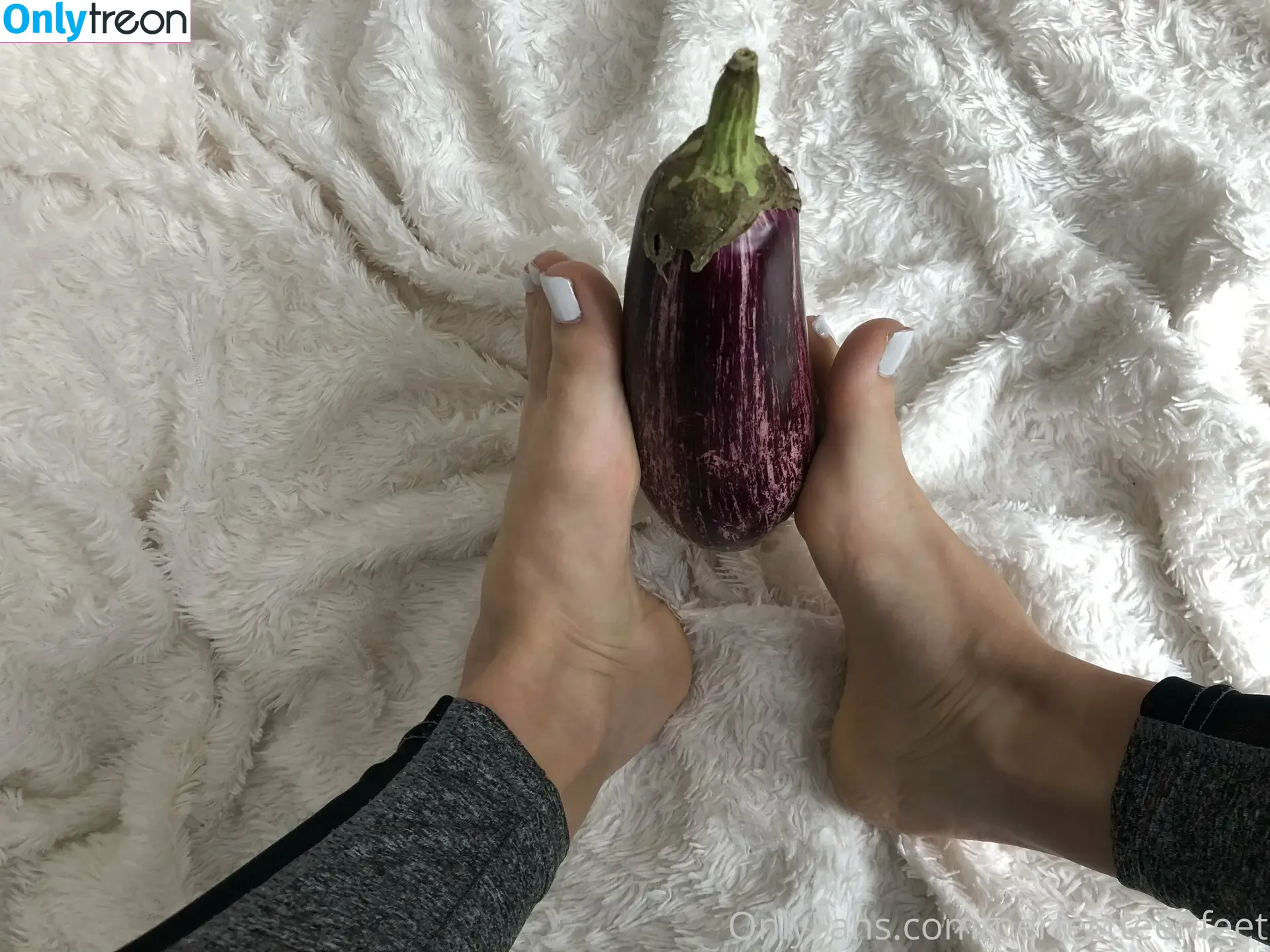 perfectteenfeet nude photo #0040 (perfectteenfeet)