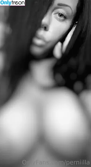perniilla / perniillas nude photo #0012