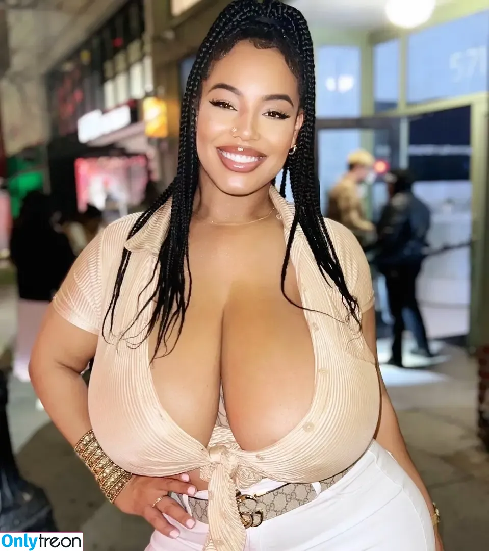 persephanii nude photo #0187 (officialpersephanii)