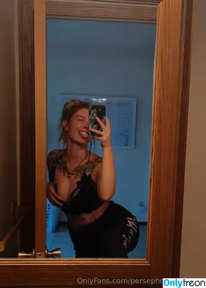 persephonesgarden / Princessmaggss nude photo #0017