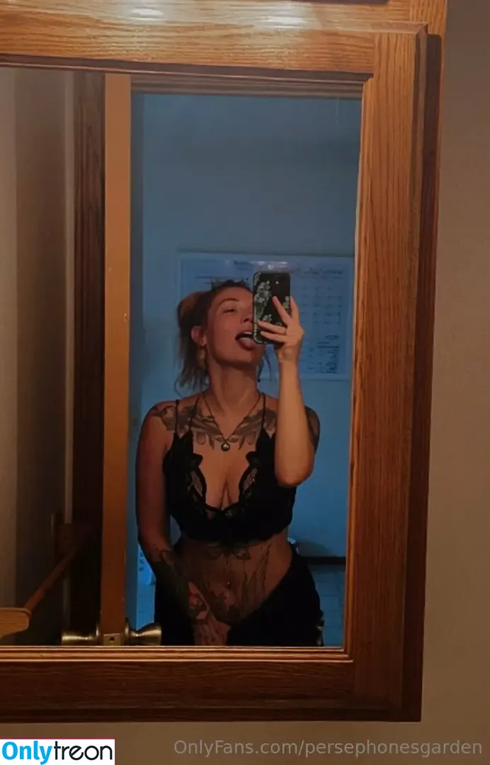 persephonesgarden nude photo #0016 (Princessmaggss)