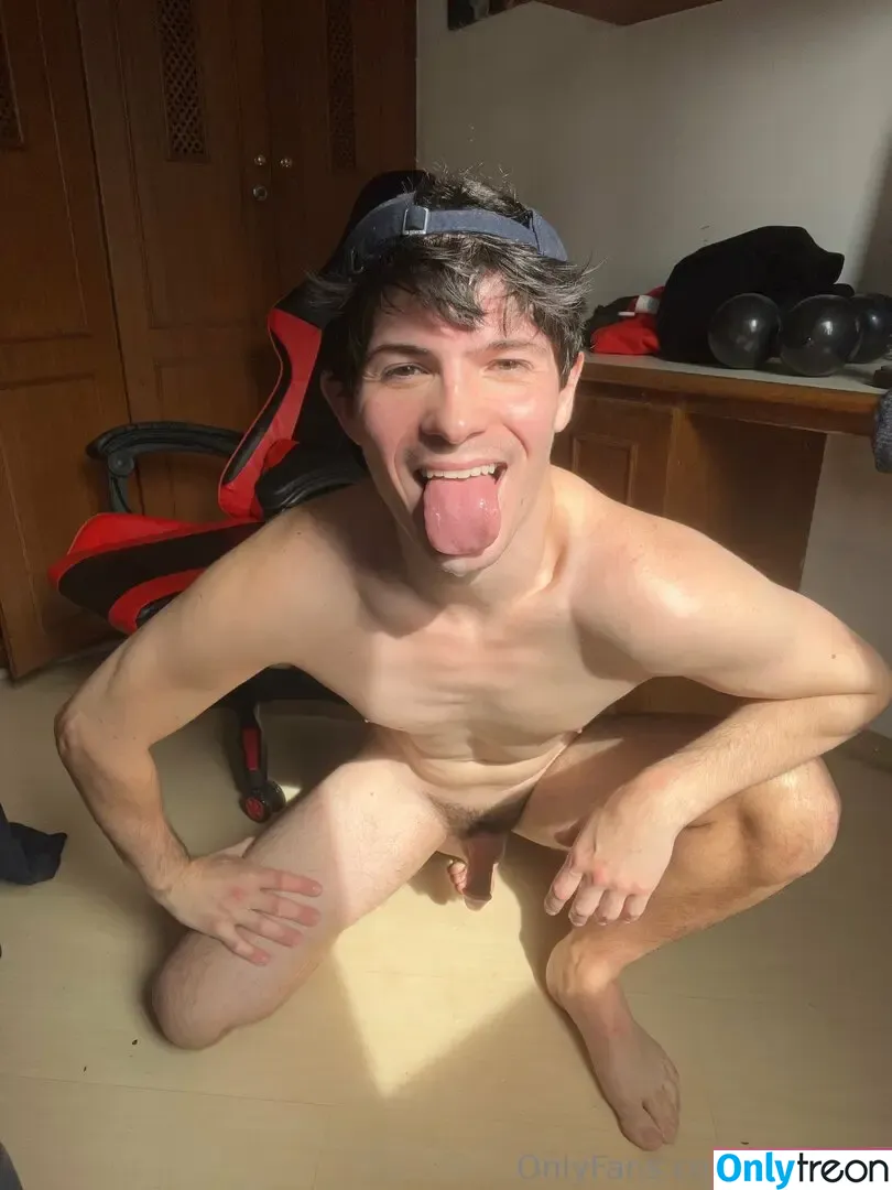 peter_br nude photo #0096 (peter_br)