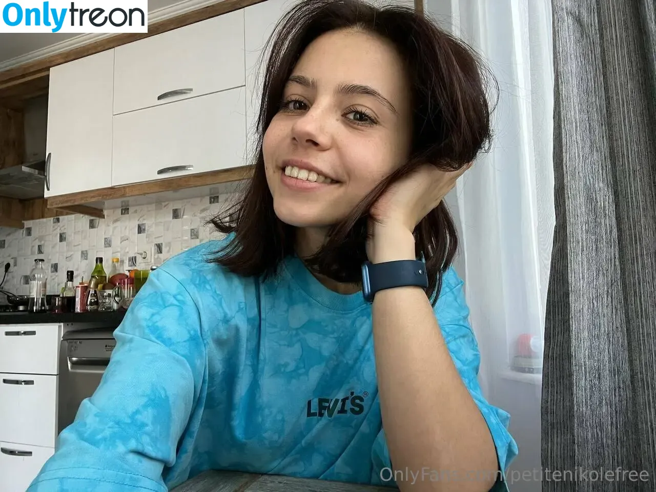petitenikolefree nude photo #0008 (petitenikole)