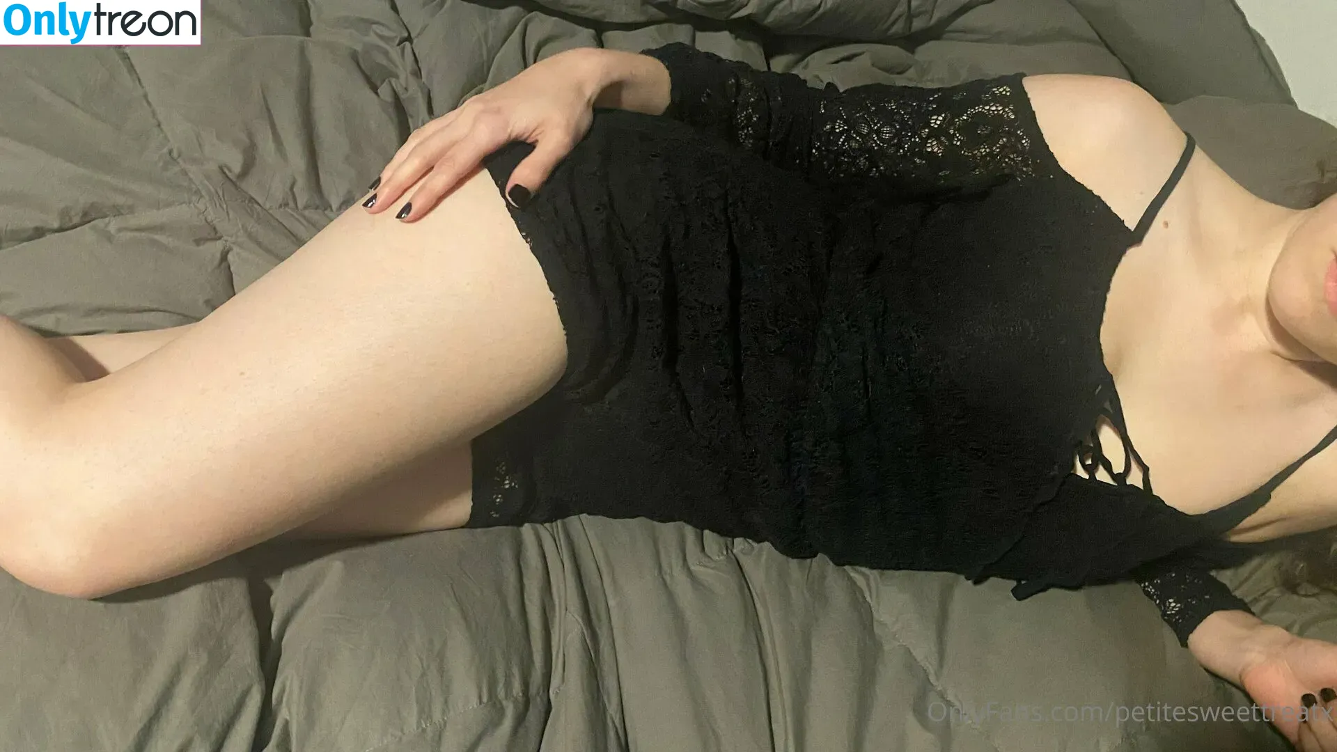 petitesweettreatx nude photo #0140 (Petitsweettreat / Sweet | PetiteSweetTreat / gypsea_heart)