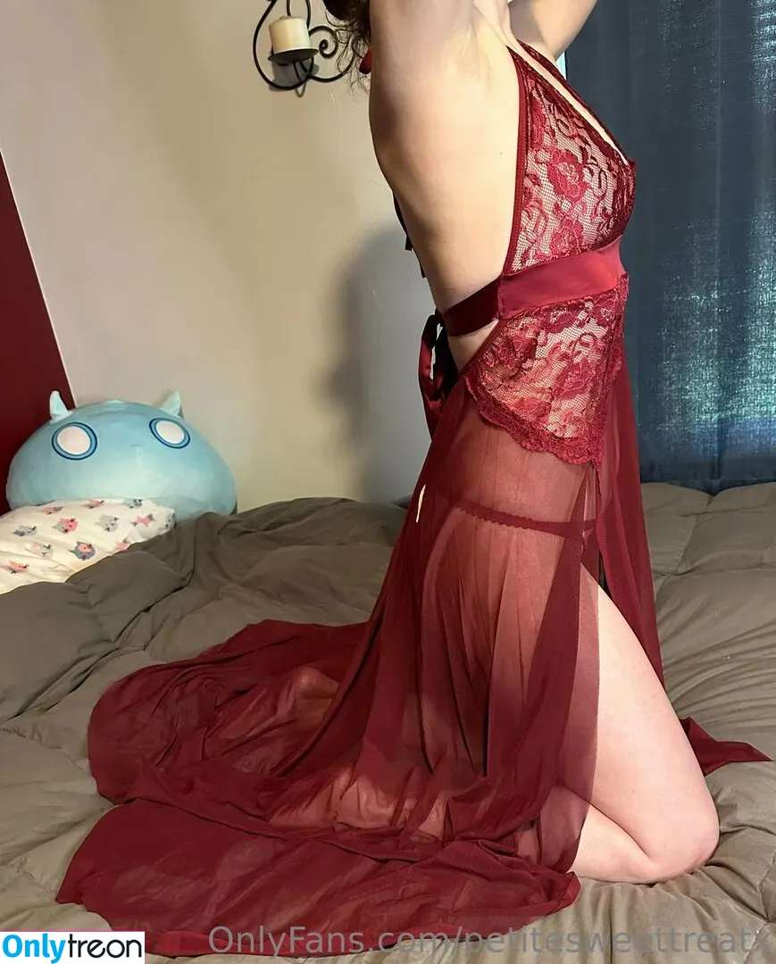 petitesweettreatx nude photo #0274 (Petitsweettreat / Sweet | PetiteSweetTreat / gypsea_heart)