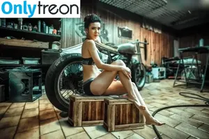 Petsha / petsha.nguyen nude photo #0019
