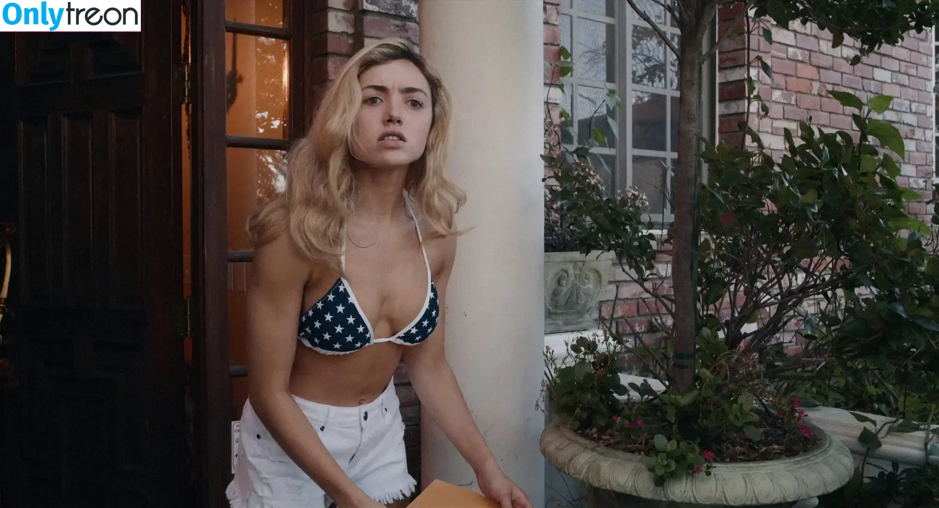 Peyton List nude photo #0022 (PeytonList / dammitpayton)