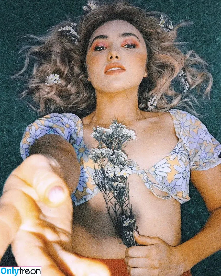 Peyton List nude photo #0174 (PeytonList / dammitpayton)