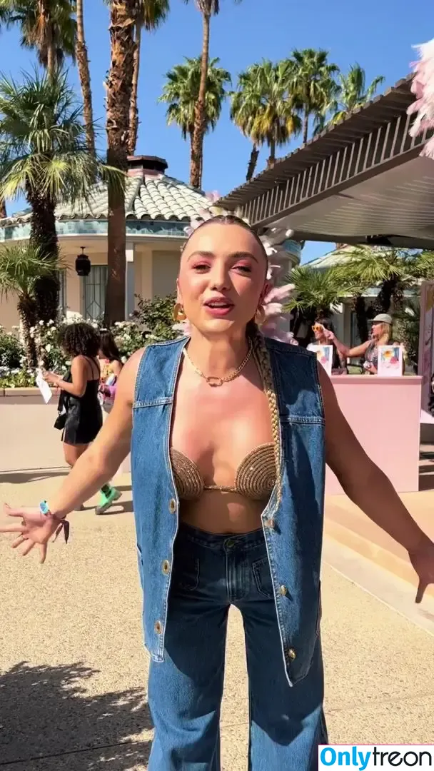 Peyton List nude photo #0188 (PeytonList / dammitpayton)