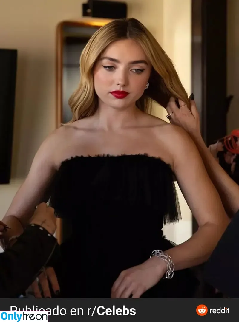 Peyton List nude photo #0247 (PeytonList / dammitpayton)