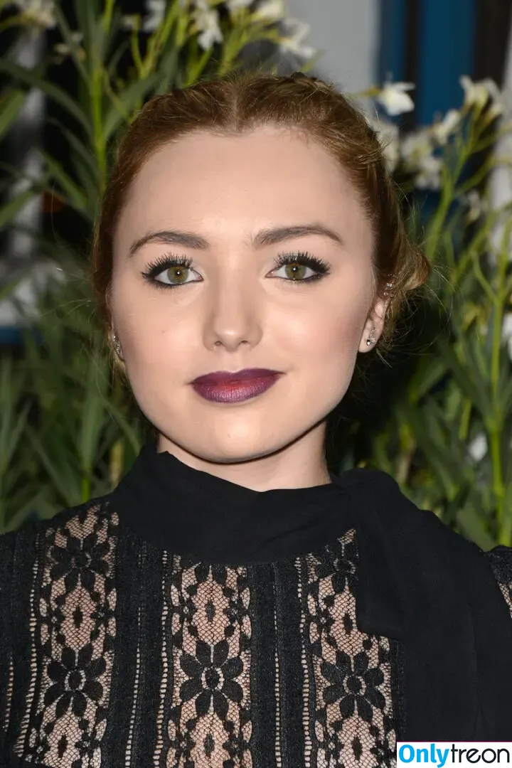 Peyton List nude photo #0288 (PeytonList / dammitpayton)