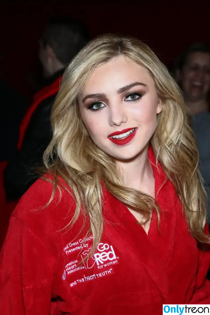 Peyton List nude photo #0302 (PeytonList / dammitpayton)
