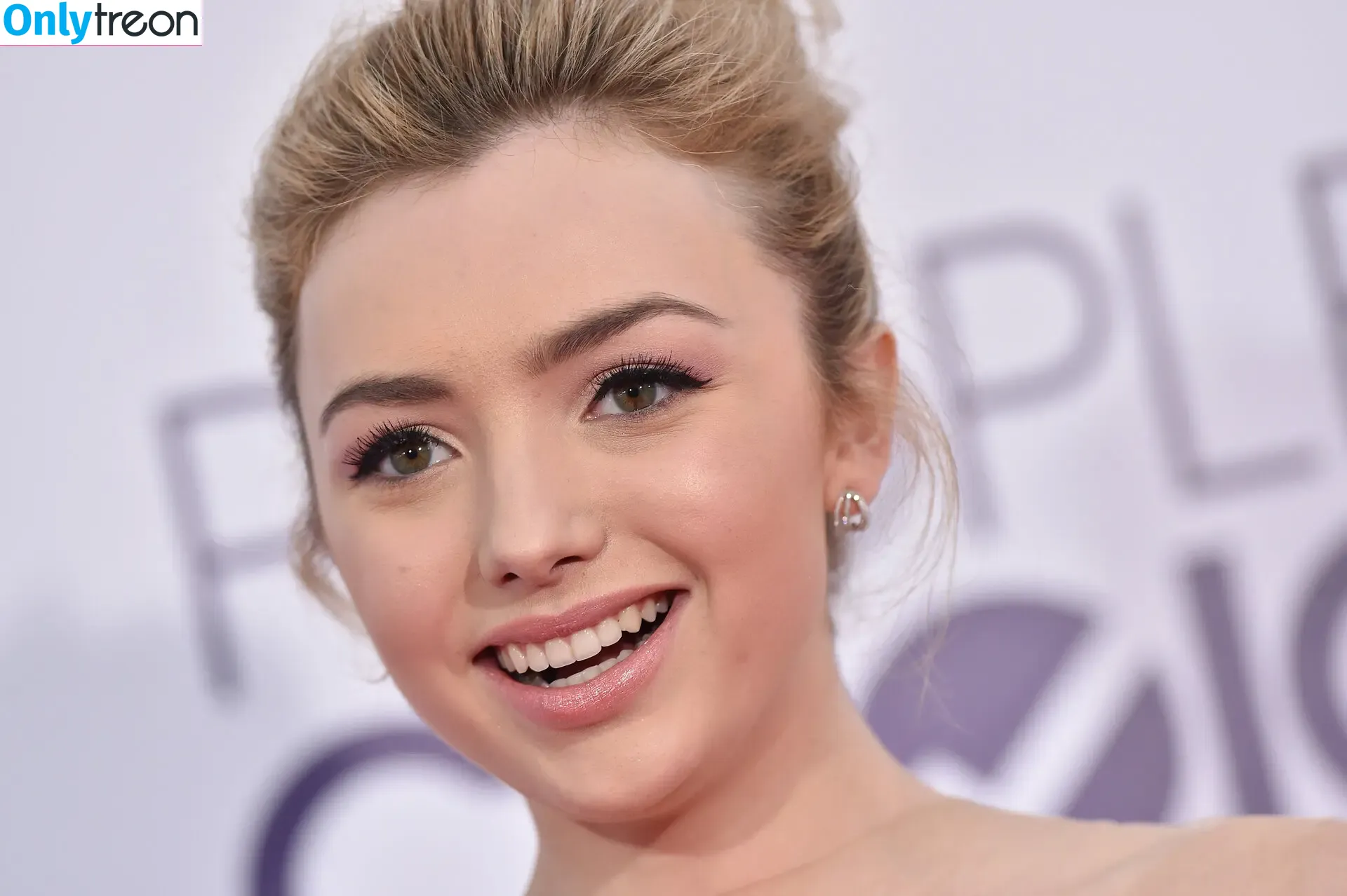 Peyton List nude photo #0307 (PeytonList / dammitpayton)