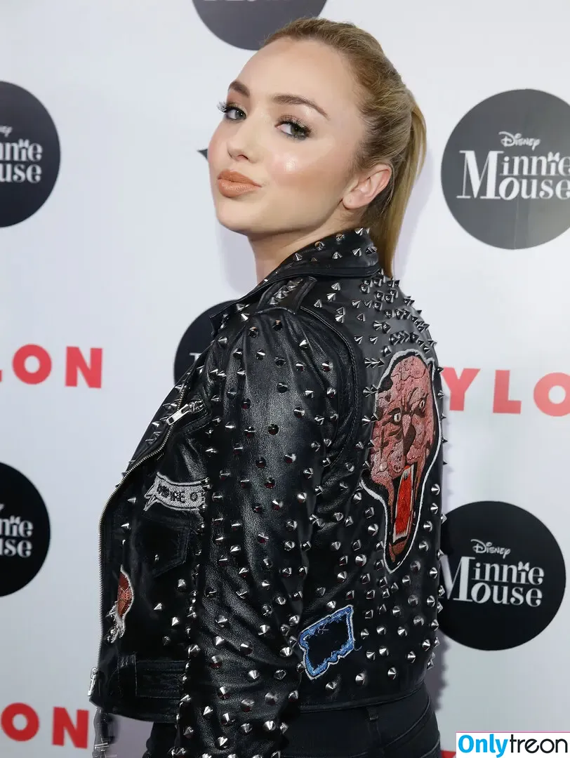 Peyton List nude photo #0320 (PeytonList / dammitpayton)
