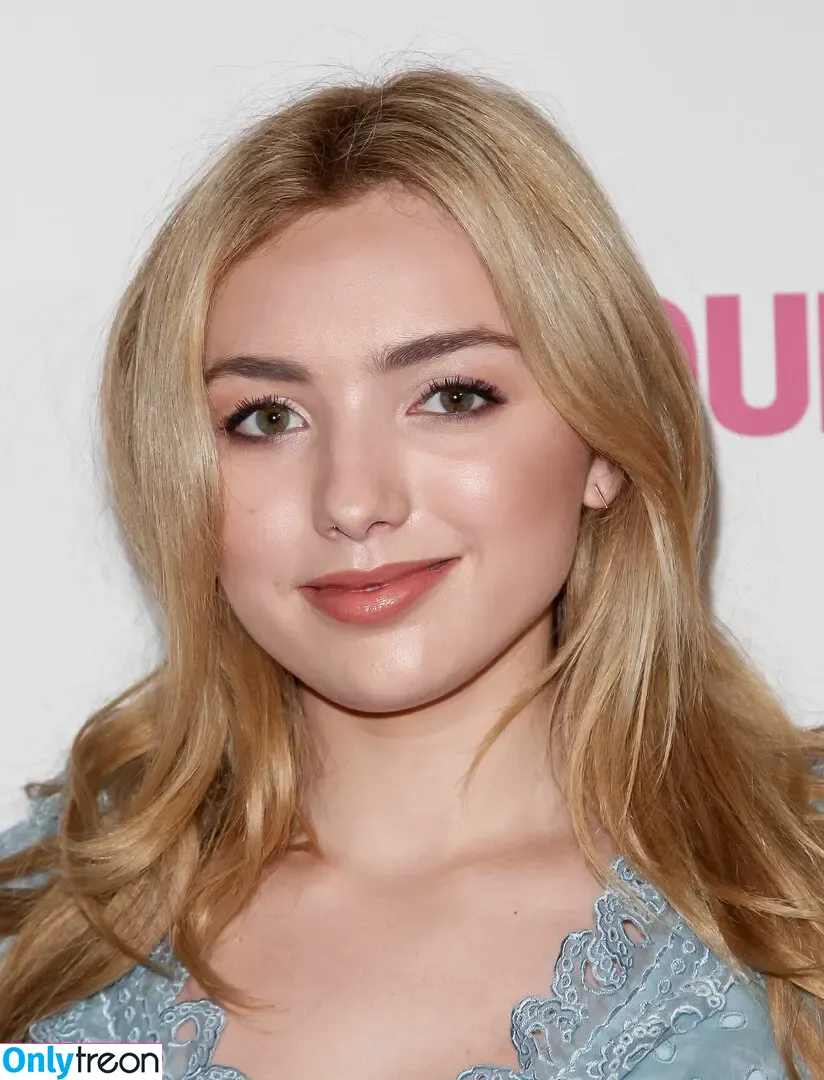 Peyton List nude photo #0339 (PeytonList / dammitpayton)
