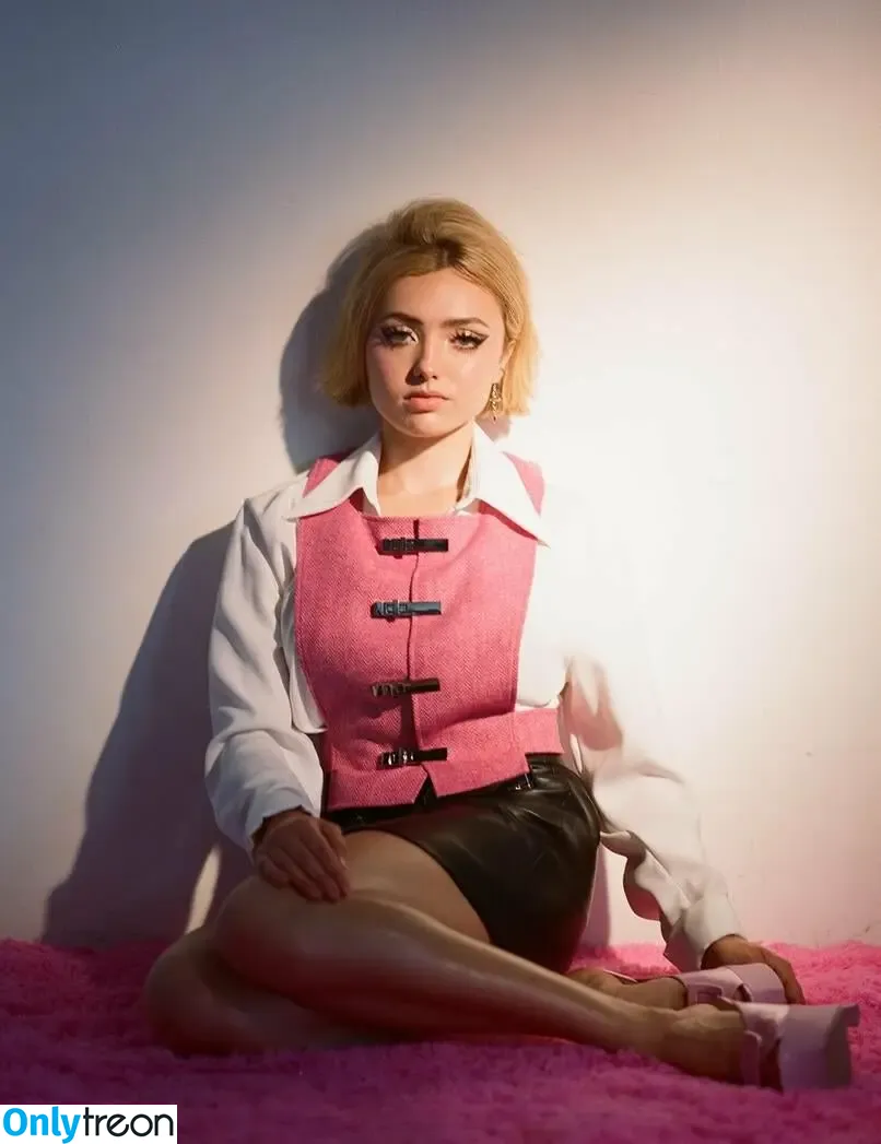 Peyton List nude photo #0382 (PeytonList / dammitpayton)
