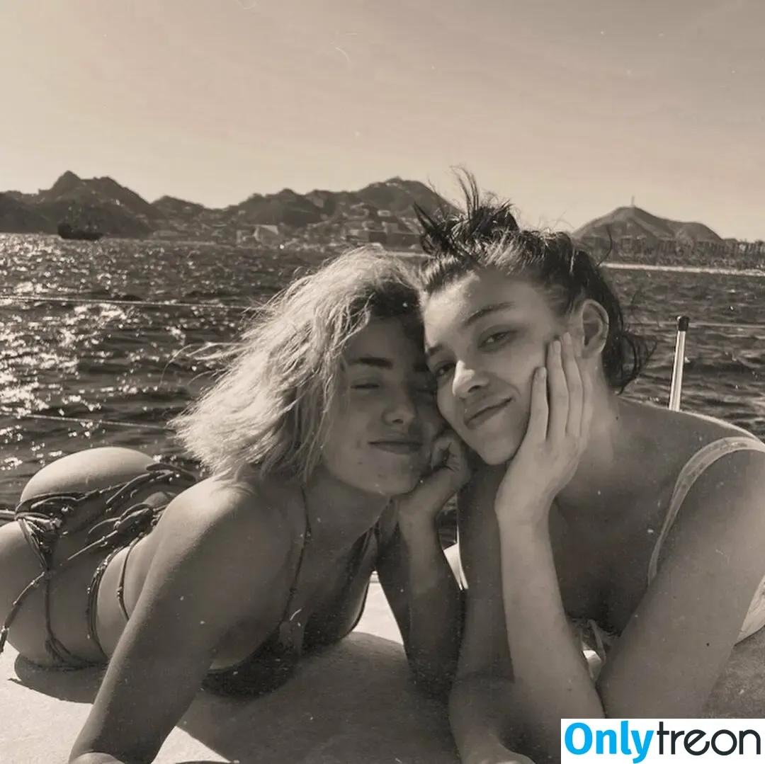 Peyton List nude photo #0437 (PeytonList / dammitpayton)