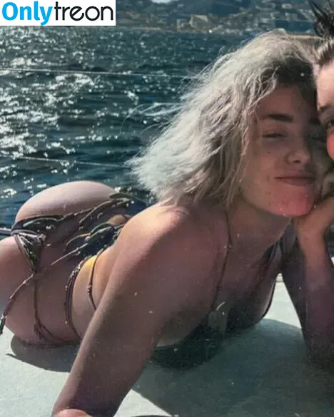 Peyton List nude photo #0451 (PeytonList / dammitpayton)