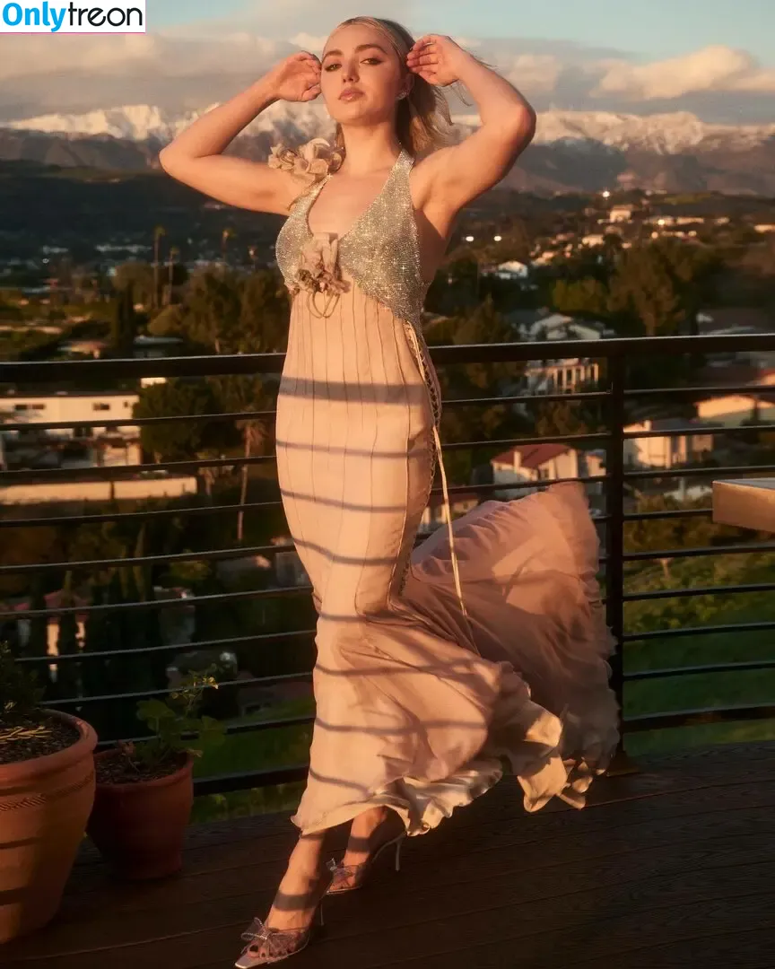 Peyton List nude photo #0487 (PeytonList / dammitpayton)