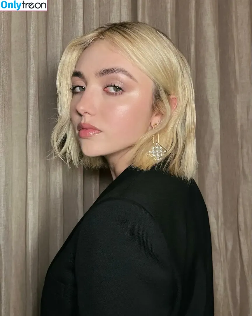 Peyton List nude photo #0509 (PeytonList / dammitpayton)