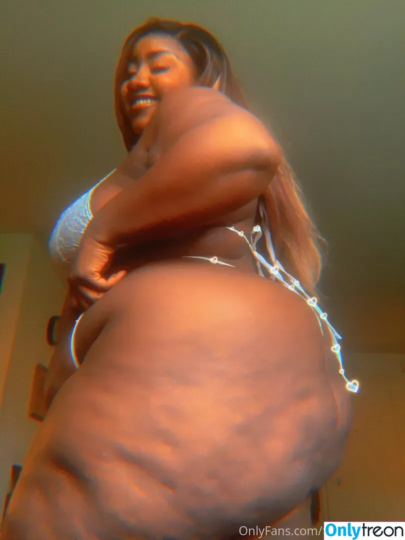 phat_ass_phoebe nude photo #0020 (phat_ass_phoebe)