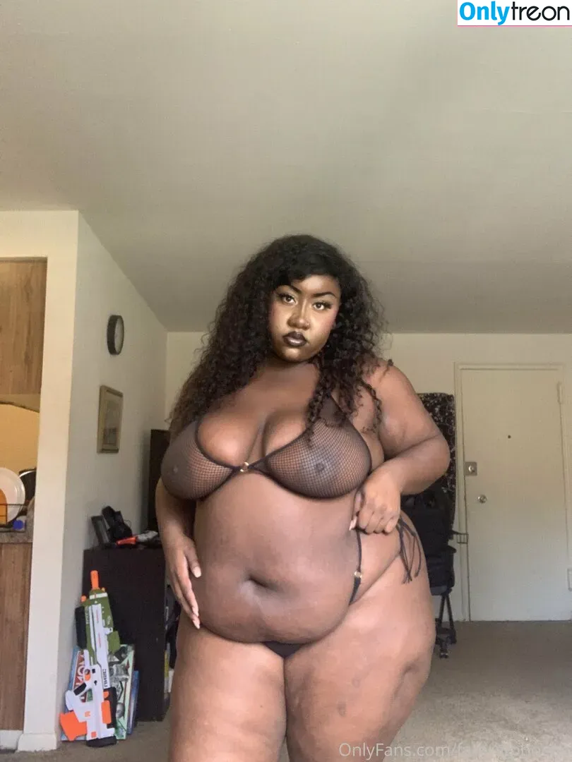 phat_ass_phoebe nude photo #0040 (phat_ass_phoebe)