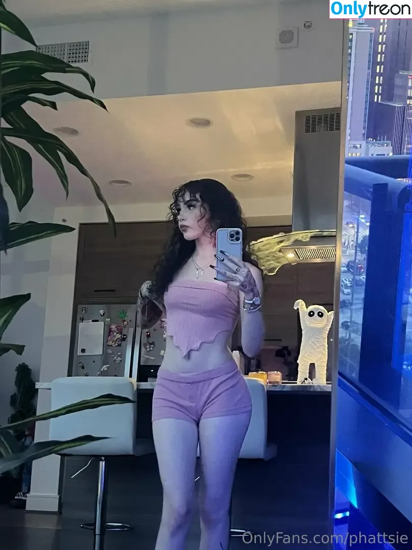 Phattsie nude photo #0007 (Phattsie)